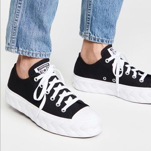 Converse Chuck Taylor All Star (Size 7.5)